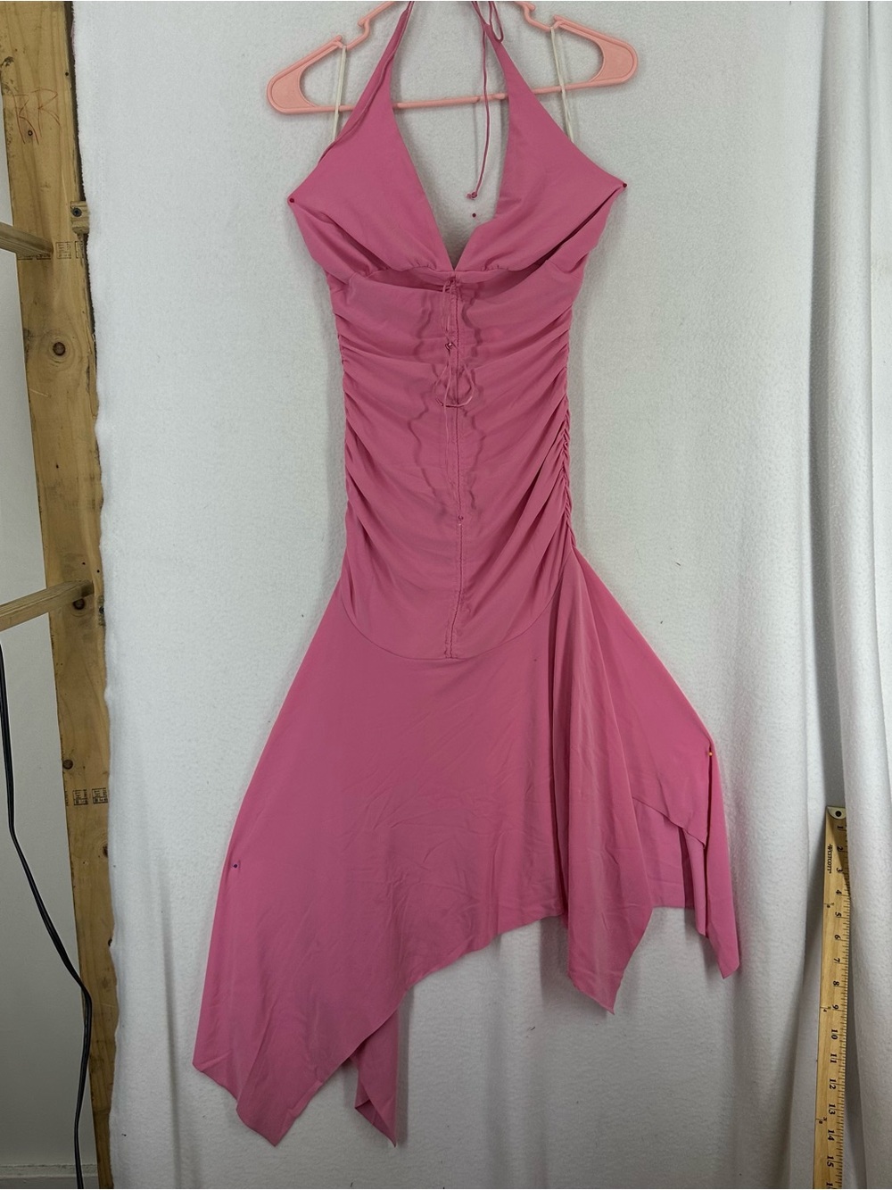 Body Language Halter Handkerchief Midi Dress Women’s Large Pink Ruched Y2K